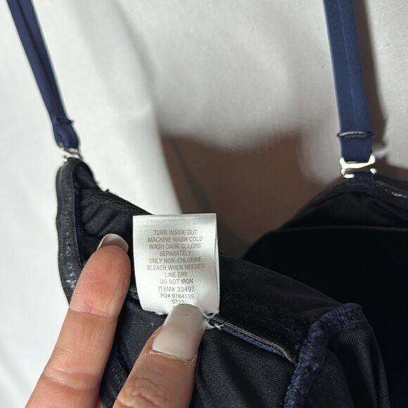 Garnet Hill Ruched Bandeau One Piece Navy bathing Suit. Size 4. - Picture 6 of 9